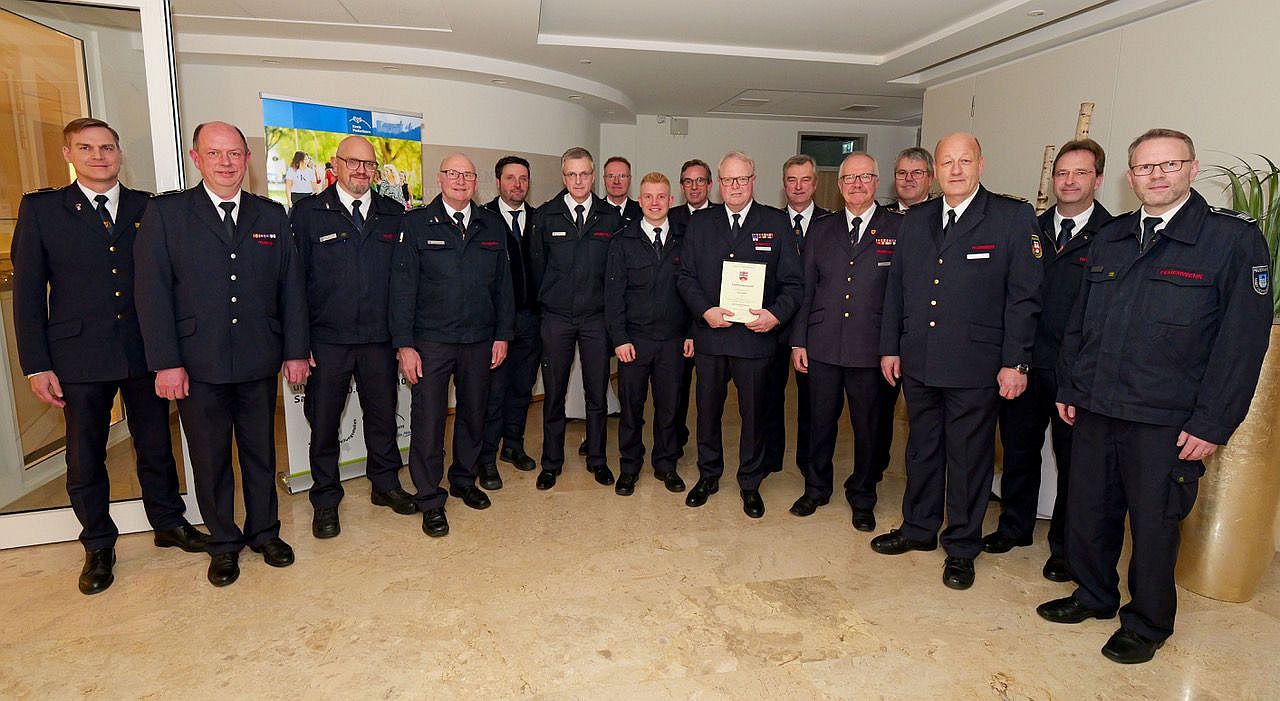 18. Dezember. Verband der Feuerwehren im Kreis Paderborn.